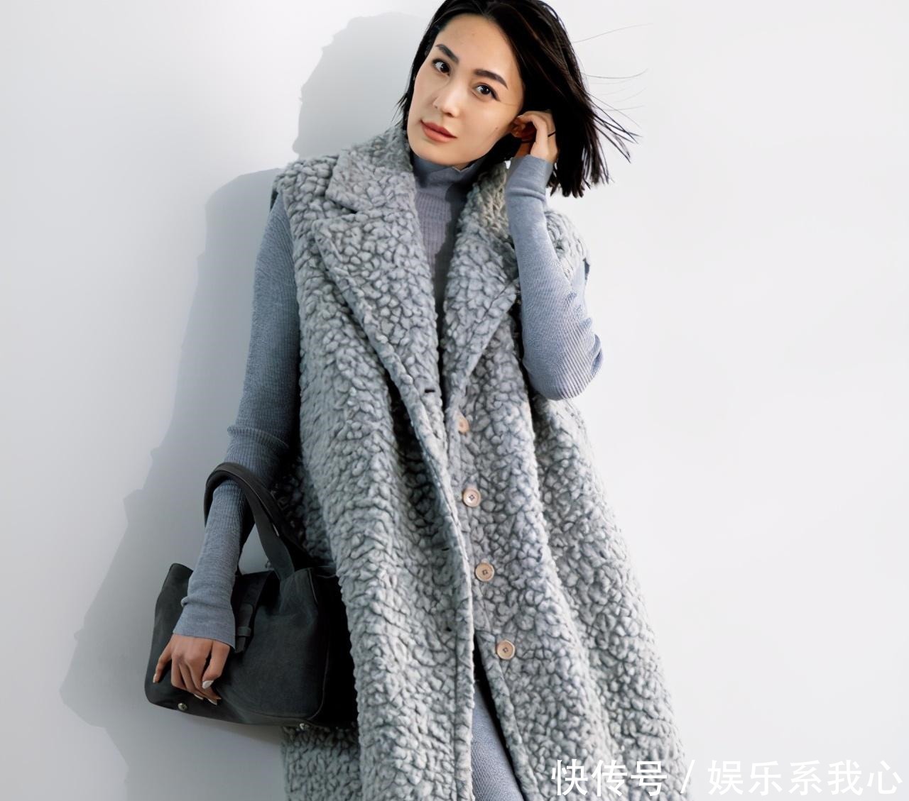 “灰色”和“米色”的时尚搭配技巧