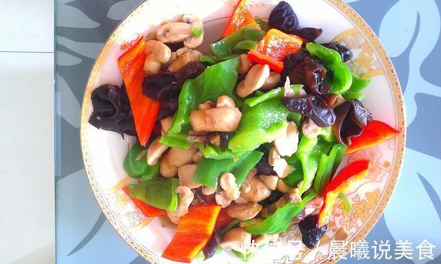 奶奶祖传的四款黑木耳吃法,千金都不换的秘方,越嚼越有味,很棒