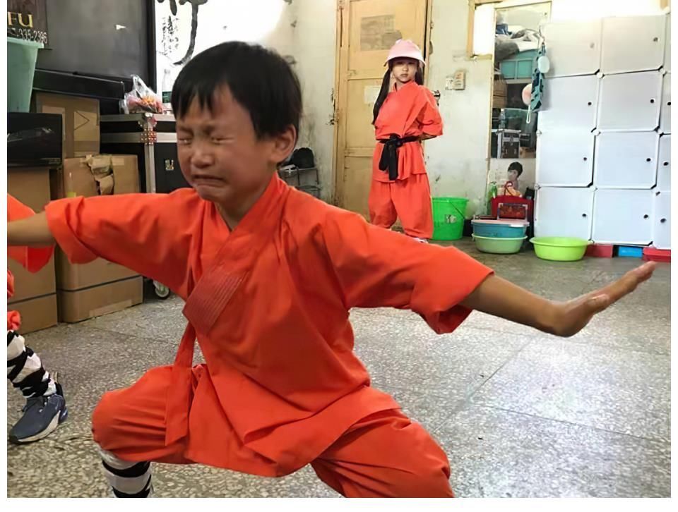 三婚|乐嘉辟谣强吻谢娜，三婚二离的他，从爆红到销声匿迹都经历了啥？