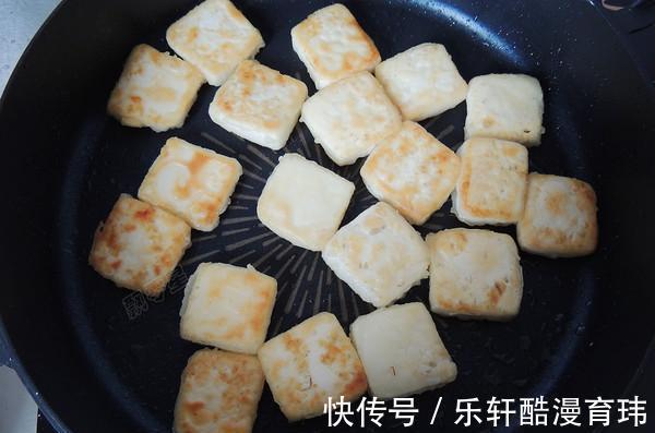 下饭|大热天，教你一道豆腐的做法，不放肉也好吃下饭，连汤汁都不剩