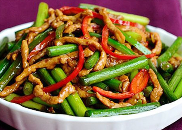 夏至|孩子抵抗力差早晚上学吹风易咳嗽,多吃小炒菜,长高益智预防生病