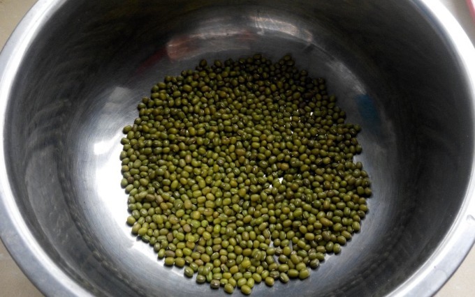 在家发绿豆芽，简单易做，0添加剂，比买的好吃，脆爽可口有营养