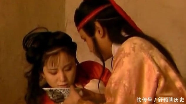 豆腐心|晴雯刀子嘴豆腐心,痛骂小红也并非因为嫉妒,只因为看不惯这件事