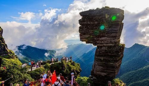 仙境|中国最“危险”的寺庙，一座桥连接2座山，悬空2493米，恍若仙境