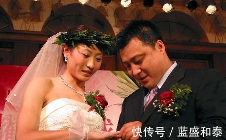 张宁|羽坛世界冠军，婚后生下女儿，却被丈夫抛弃，如今前夫已二婚！