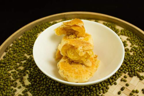 添加|绿豆别再煲汤了，换个新吃法，清凉解暑无添加，又香又甜酥掉渣