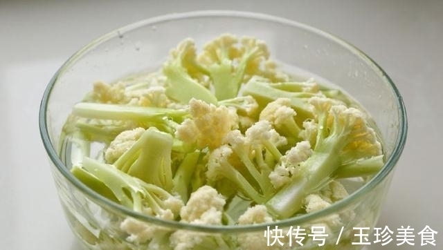 美味|大厨级的干煸有机菜花教程,注意1步骤,香辣美味倍儿下饭