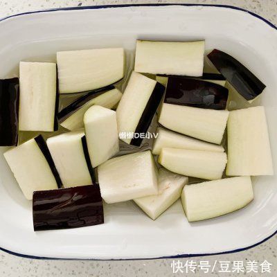 低调|学会这道五花肉烧茄子，想低调都不行