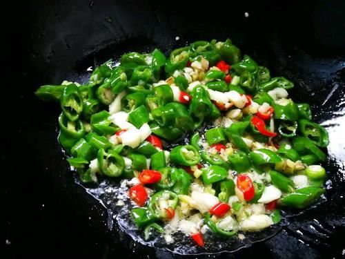 不要再用清水煮鱼了，用啤酒来代替，去腥味道好