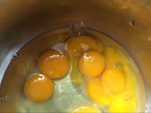 最“补钙”的不是牛奶,而是它,每天炒一盘,补钙质,孩子长个头