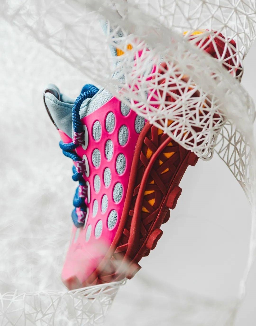 破圈的「巢鞋」,对运动品牌究竟意味着什么?