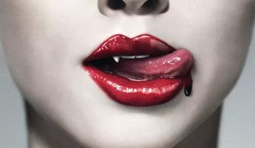 每次吃白灼血蚶，用的是新鲜捕获的血蚶