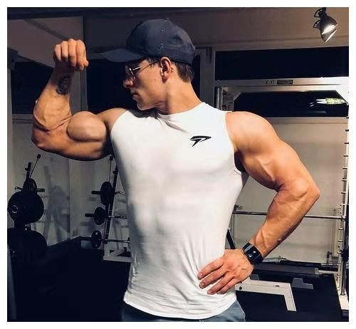 降低|新手减肥不知道注意什么事项，教你几个健身方法，将运动困难降低