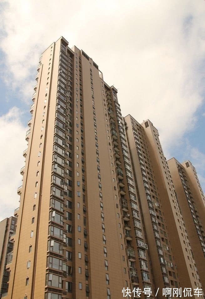 大产权房|产权40年和70年的房子有多大区别?幸好内行人提醒,差点犯傻