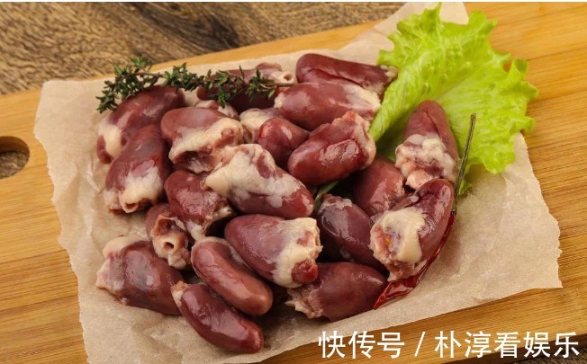 堵塞|45岁后,血管加速老化,5类食物,尽量少吃,血管承受不了