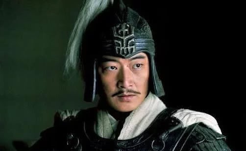 火烧|曾经火烧连营,立下汗马功劳的陆逊,为何最终会被孙权逼死?