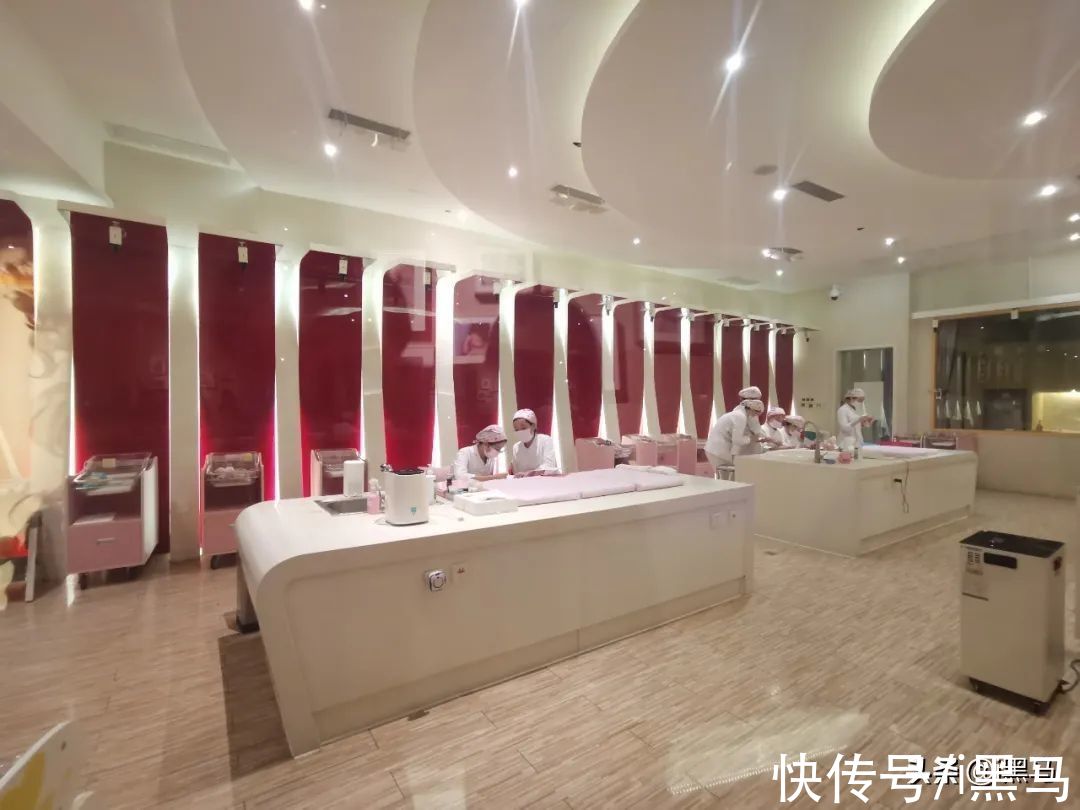 小巴|揭秘月子中心的草莽江湖