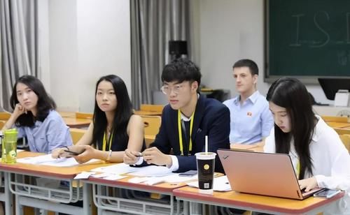 未来|大学想加入“学生会”？最好进入这3个部门，对未来工作有帮助