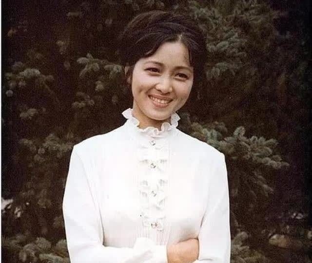 张蕾#87版红楼梦的她被称红楼第一美,没能演林黛玉,成就了她