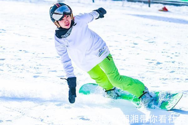 运动会|泉城济南大众冰雪运动正酣