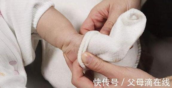 小宝宝|为什么十个宝宝九个爱扯袜?孩子穿不住袜子的原因,主要有4个