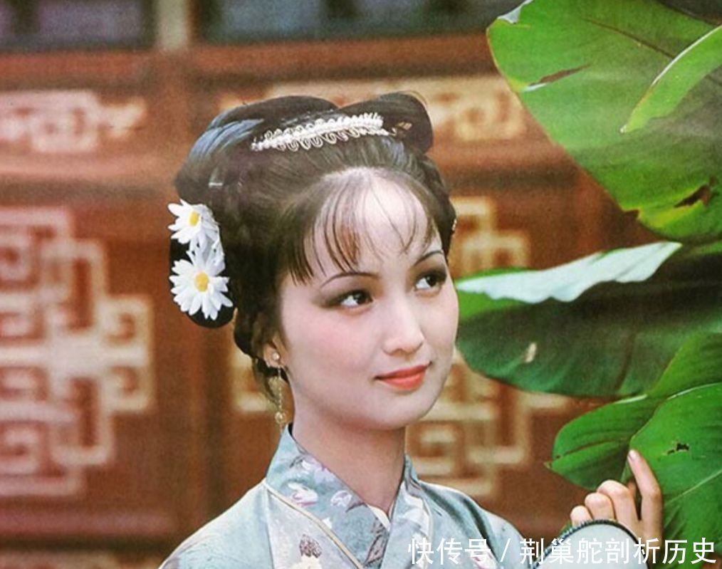 小厮们请假,为何都死缠平儿暴露出贾府管理的一个大弊病