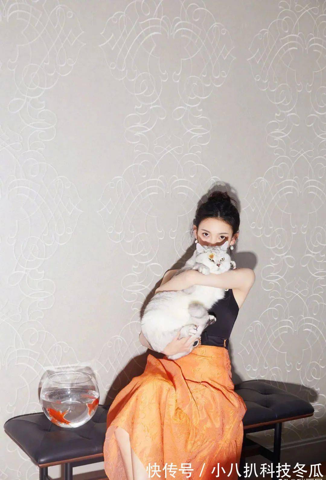 大脸|别让大脸拉低你的颜值!get这4个技巧,时髦翻倍还显脸小!