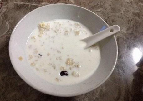 节食减肥|晚上吃三种减肥食品，第二天起来排出宿便，早看早知早受益