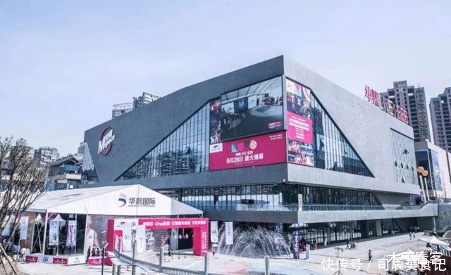 海南|神秘女富豪:掌舵800亿玻尿酸帝国,一个创海女青年的传奇故事