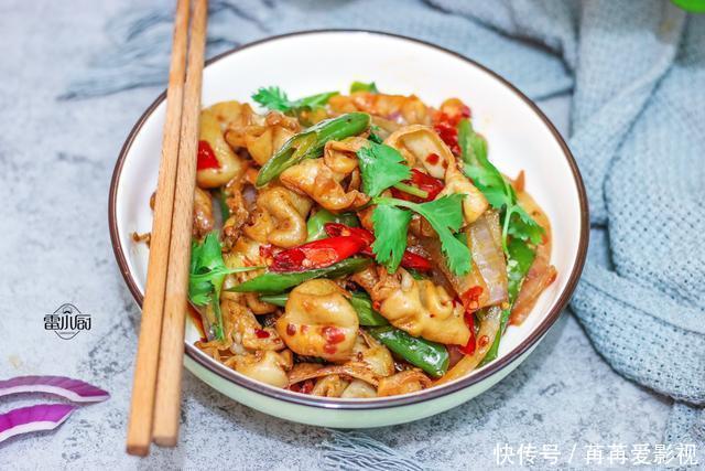 猪身上最好吃的部位当属它了,一上桌就被抢着吃,味道100个赞!