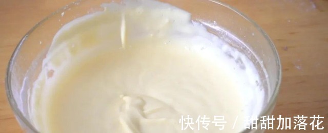 不用揉面，简单快手，10分钟搞定的早餐，让你早上多睡半小时！