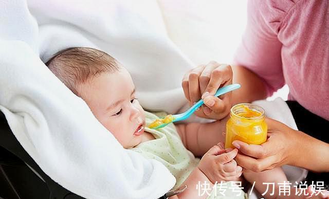 苹果|6个月宝宝除了喝母乳，5类辅食也可以添加，宝宝吃的乐哈哈
