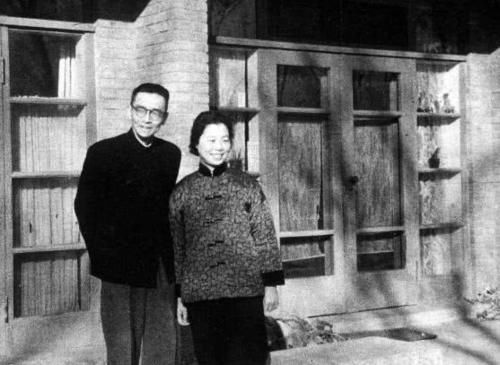 差距|都是梁思成的妻子,林徽因和林洙差距有多大?看他这2件事就知道