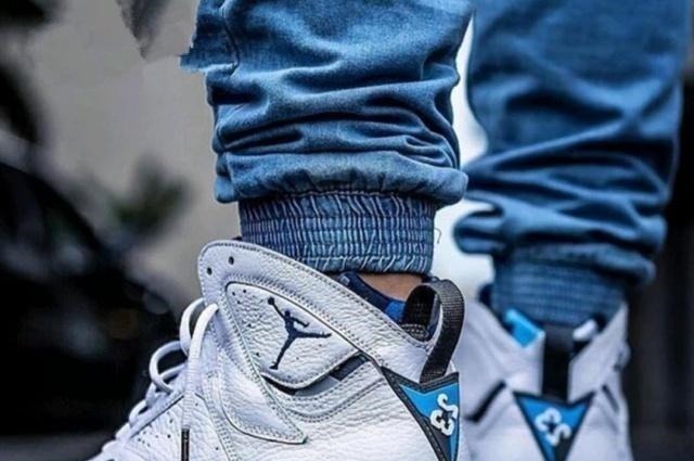 球鞋 穿假阿迪Aj为了不被排挤,学生穿特步被嘲笑!学校攀比这么可怕