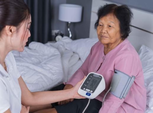 高发|4种人易被血栓“拴住”,医生:教你三招让血管不赌,冲走血栓