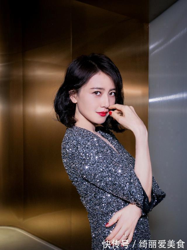 刘海|女人到了中年,头发别留太长!试试这3种“短发”,时髦减龄