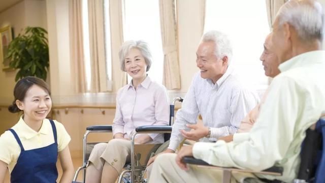 养老产业|房产不再是“暴利”行业，未来10年，这4个产业最具发展潜力