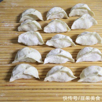 #鲜到鲜得,月满中秋,沉鱼落宴# 鲜香味美的鸡蛋南瓜饺子