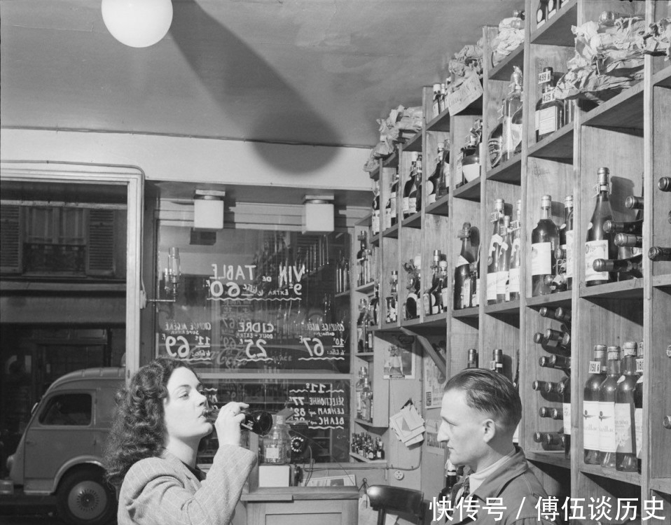 五十年代 可口可乐是如何进军巴黎市场的 他们摆摊还卖小吃