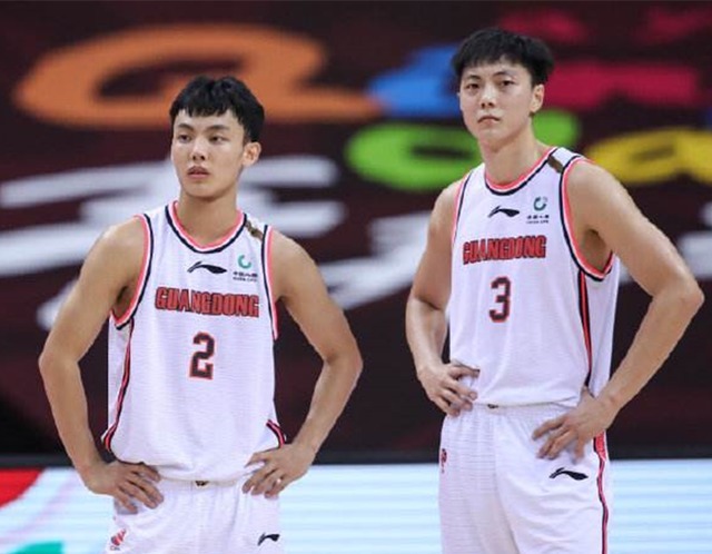 福建男篮|宏远坏消息,杜锋爱将伤势加重+缺席训练,福建男篮弃将力助争四