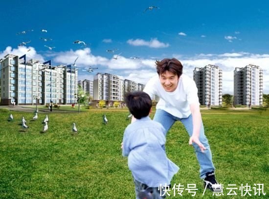 孩子|父母离婚,小男孩选择跟有钱的爸爸,长大后说出真相,妈妈泪奔