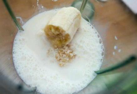 食物|经常便秘怎么办常吃4样食物，排出大量黑臭宿便，还促进胃消化