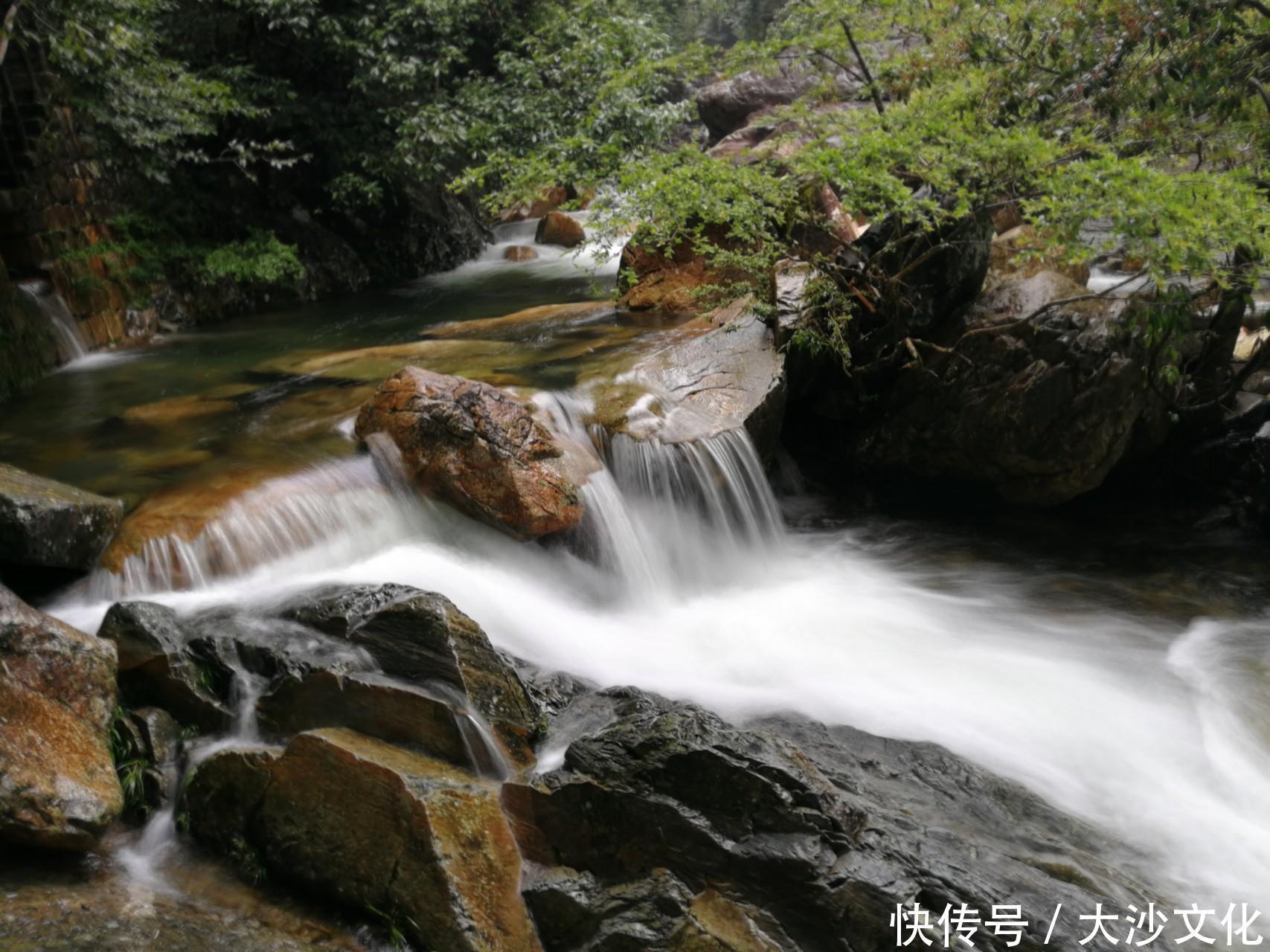 徐霞客曾说：登黄山，天下无山！有这么夸张吗？来过才知道，真的美如画！