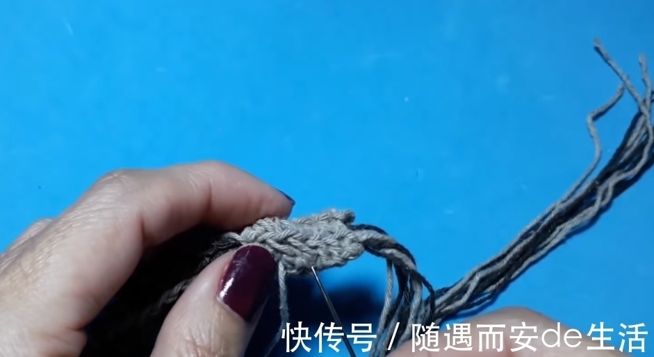 蕾丝 自制洋气颈链,一款多链式圆柱装饰颈链教程,配任何衣服都美美哒