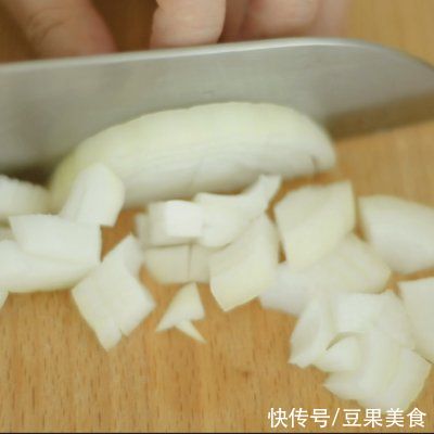 香糯鸡爪煲|#一勺葱伴侣，成就招牌美味#香糯鸡爪煲