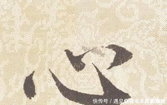 澄心堂纸|蔡襄这件尺牍写得雍容清丽,谈及的是写字的纸