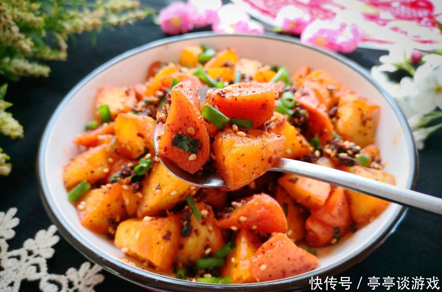 自从土豆学会这做法,我一天做2锅,比夜市烤肉好吃,连吃7天不腻