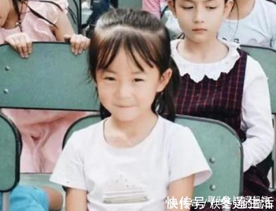 小仙女|幼儿园“最美”女孩火了,坐着不动也迷人,网友:天生就是主角脸