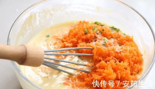 柔软|天热女儿最馋这早餐，手不粘面10分钟出锅，金黄柔软，上桌必光盘