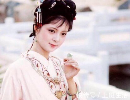 干娘#红楼梦:薛宝钗的一个丫环,为了自己的婚姻,三次“算计”了宝钗